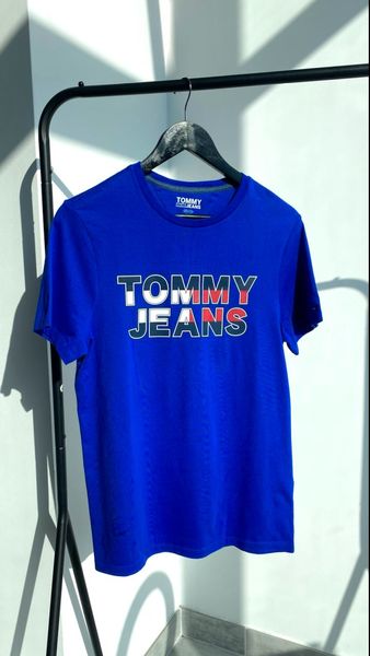 Футболка чоловіча Tommy Jeans з яскравим надписом синя  78j2353 фото